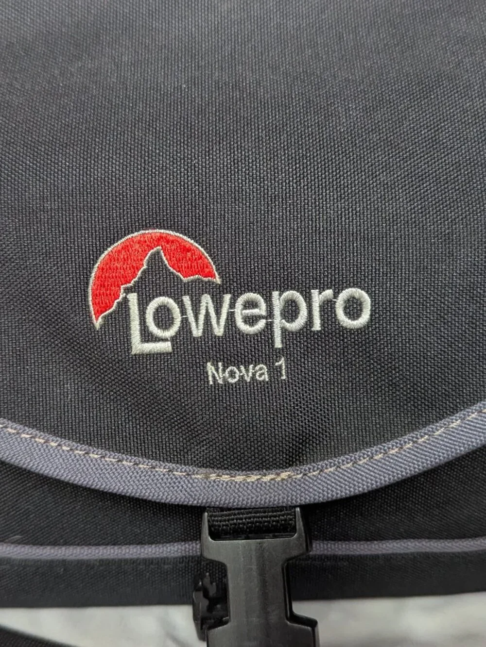 Vintage Lowepro Nova 1 Camera Bag